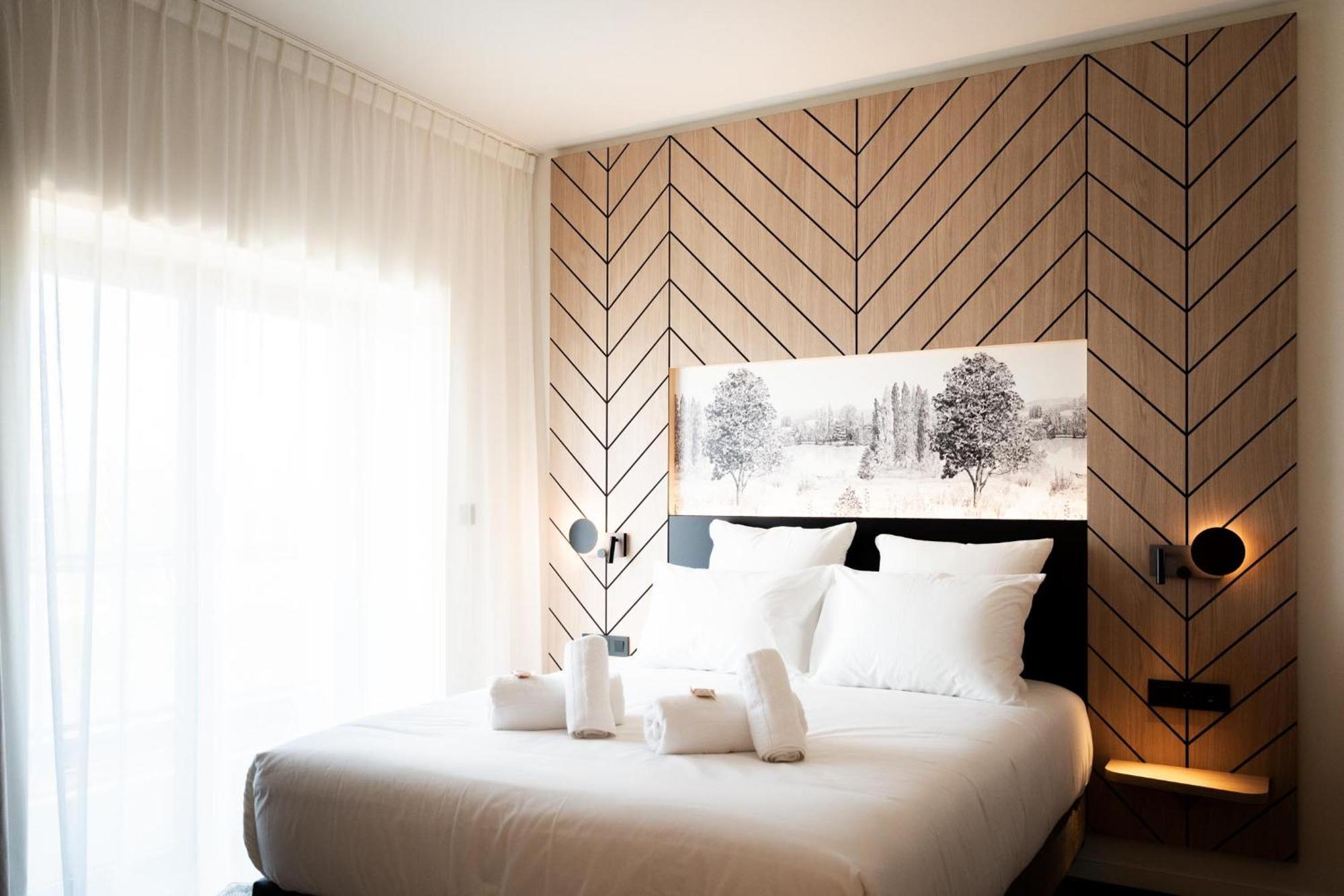 Bo Hotels Ambronay Kültér fotó